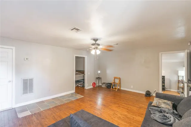 Photo 4 — 3815 NW 14th Street, Oklahoma City, OK 73107