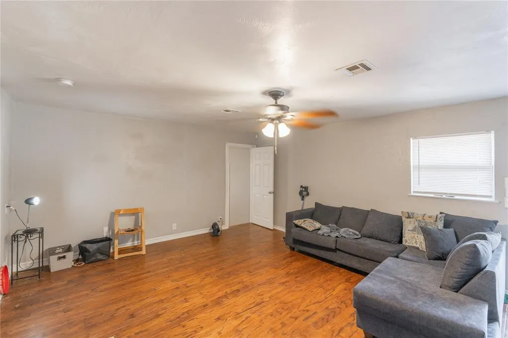 Photo 5 — 3815 NW 14th Street, Oklahoma City, OK 73107