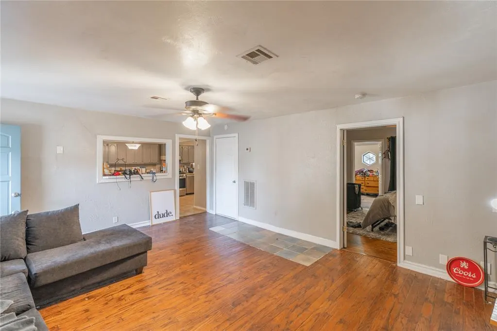 Photo 6 — 3815 NW 14th Street, Oklahoma City, OK 73107
