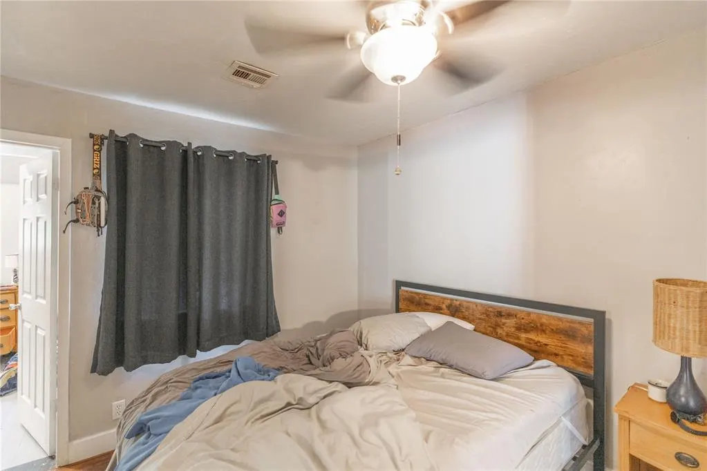 Photo 13 — 3815 NW 14th Street, Oklahoma City, OK 73107