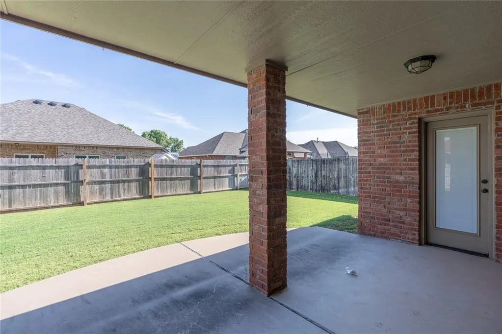 Photo 40 — 333 E Mobile Terrace, Mustang, OK 73064