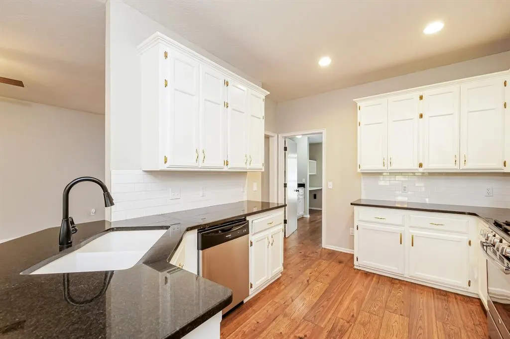 Photo 6 — 703 Badger Street, Piedmont, OK 73078
