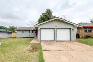 Sold home at 2504 SW 55th Street
