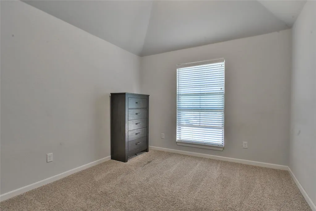 Photo 12 — 7061 Hidden Trail Lane, Warr Acres, OK 73132