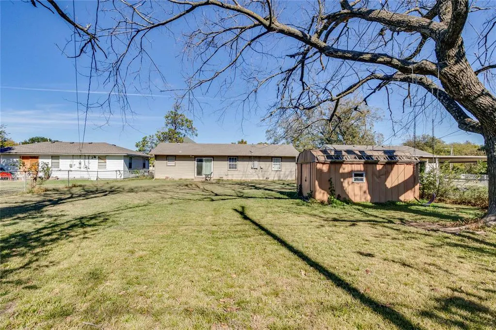 Photo 37 — 314 E Locust Street, Tecumseh, OK 74873