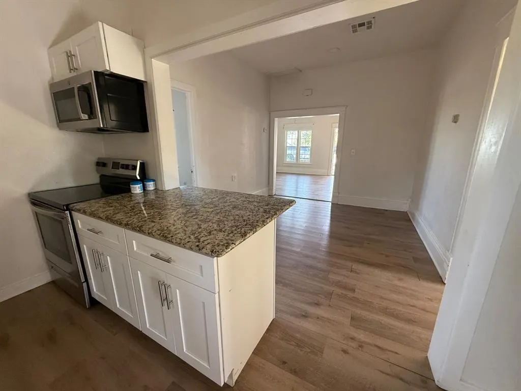 Photo 8 — 105 S Magnolia Street, Crescent, OK 73028