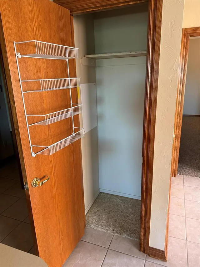 Photo 8 — 9220 Roadrunner Avenue, Oklahoma City, OK 73139