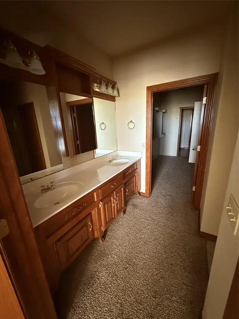 Photo 13 — 9220 Roadrunner Avenue, Oklahoma City, OK 73139