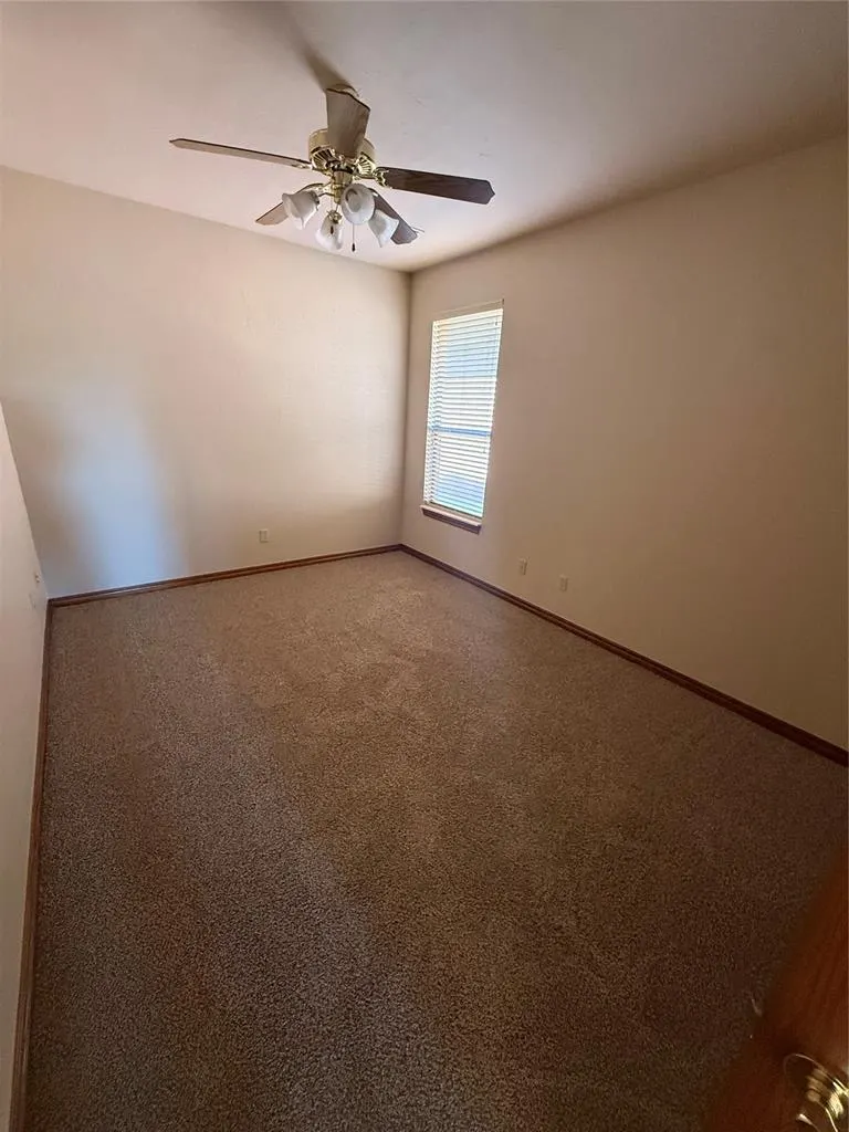 Photo 23 — 9220 Roadrunner Avenue, Oklahoma City, OK 73139