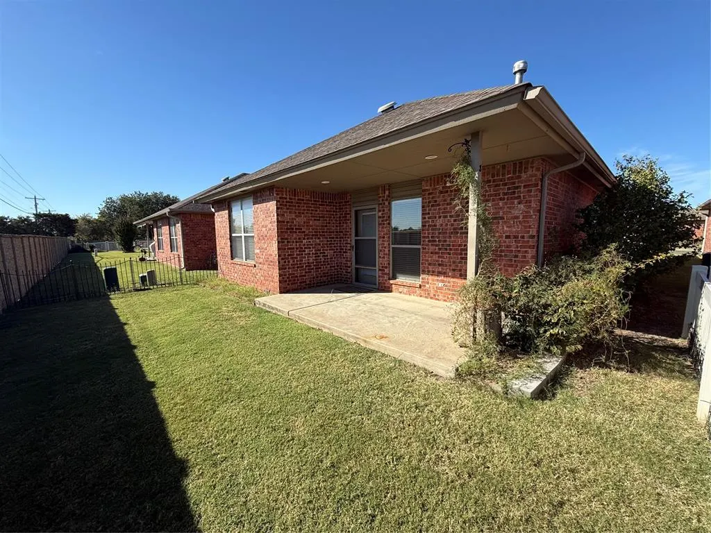 Photo 27 — 9220 Roadrunner Avenue, Oklahoma City, OK 73139