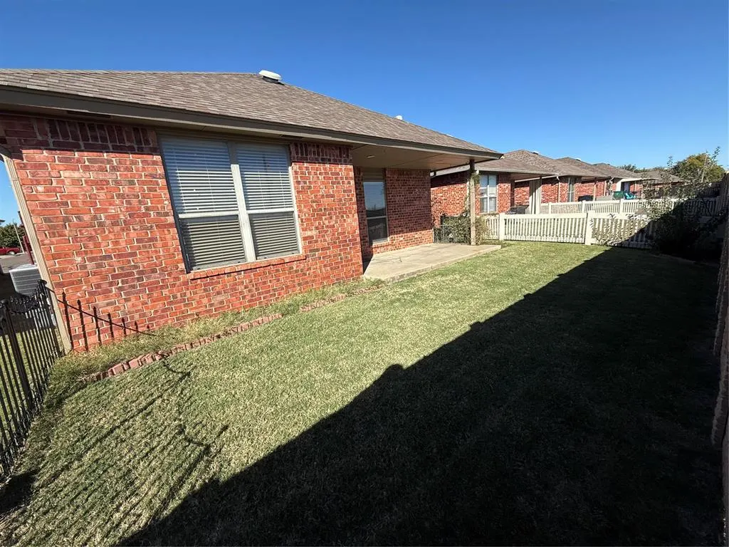 Photo 28 — 9220 Roadrunner Avenue, Oklahoma City, OK 73139