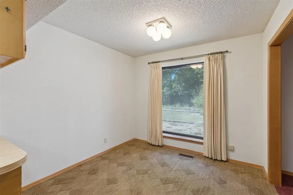 Photo 14 — 506 Garland Court, Norman, OK 73072