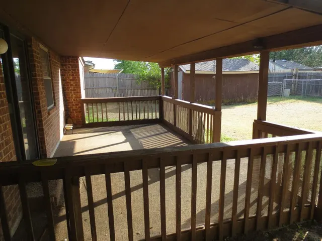 Photo 8 — 8421 Bigwood Drive, Oklahoma City, OK 73135