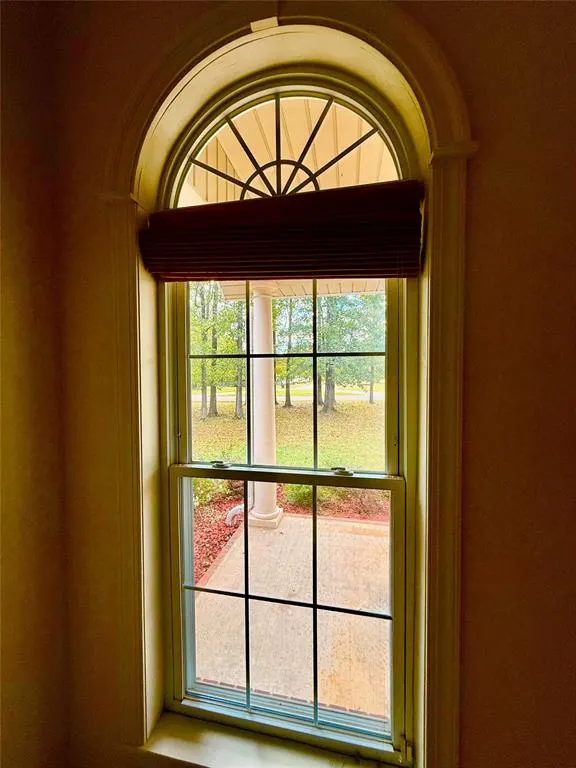 Photo 7 — 302 W Airport Road, Broken Bow, OK 74728
