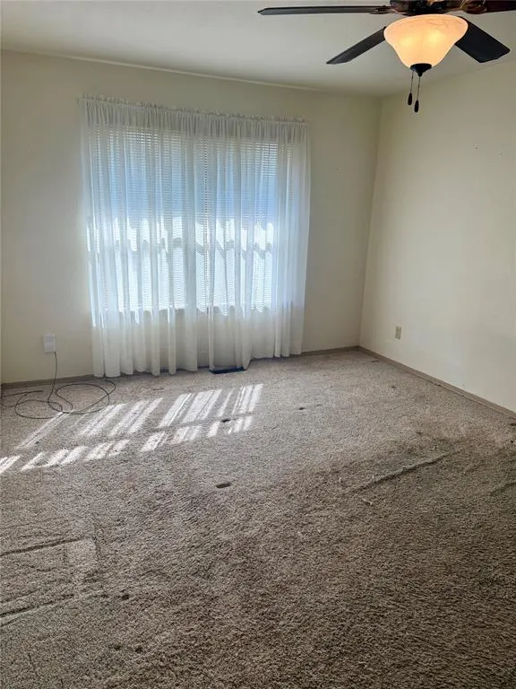 Photo 11 — 1004 Scissortail Drive, Clinton, OK 73601
