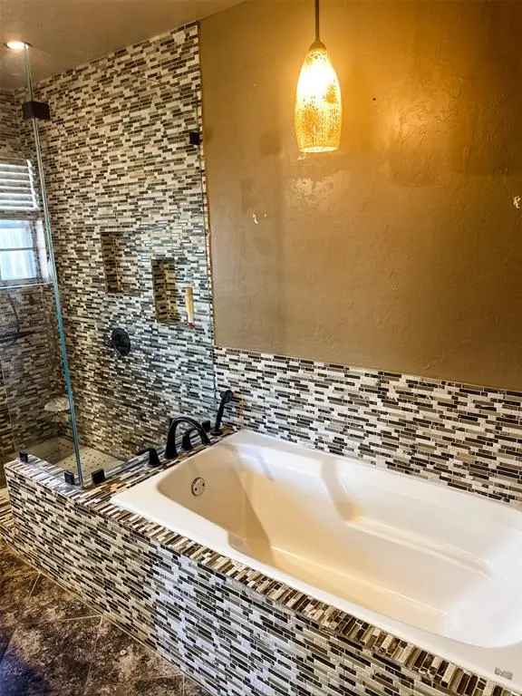 Photo 22 — 807 W Colorado Avenue, Anadarko, OK 73005