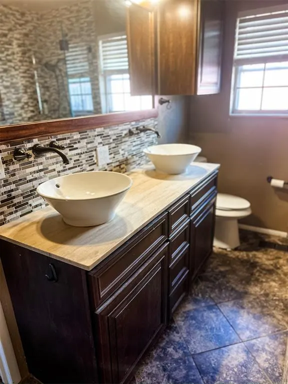 Photo 23 — 807 W Colorado Avenue, Anadarko, OK 73005