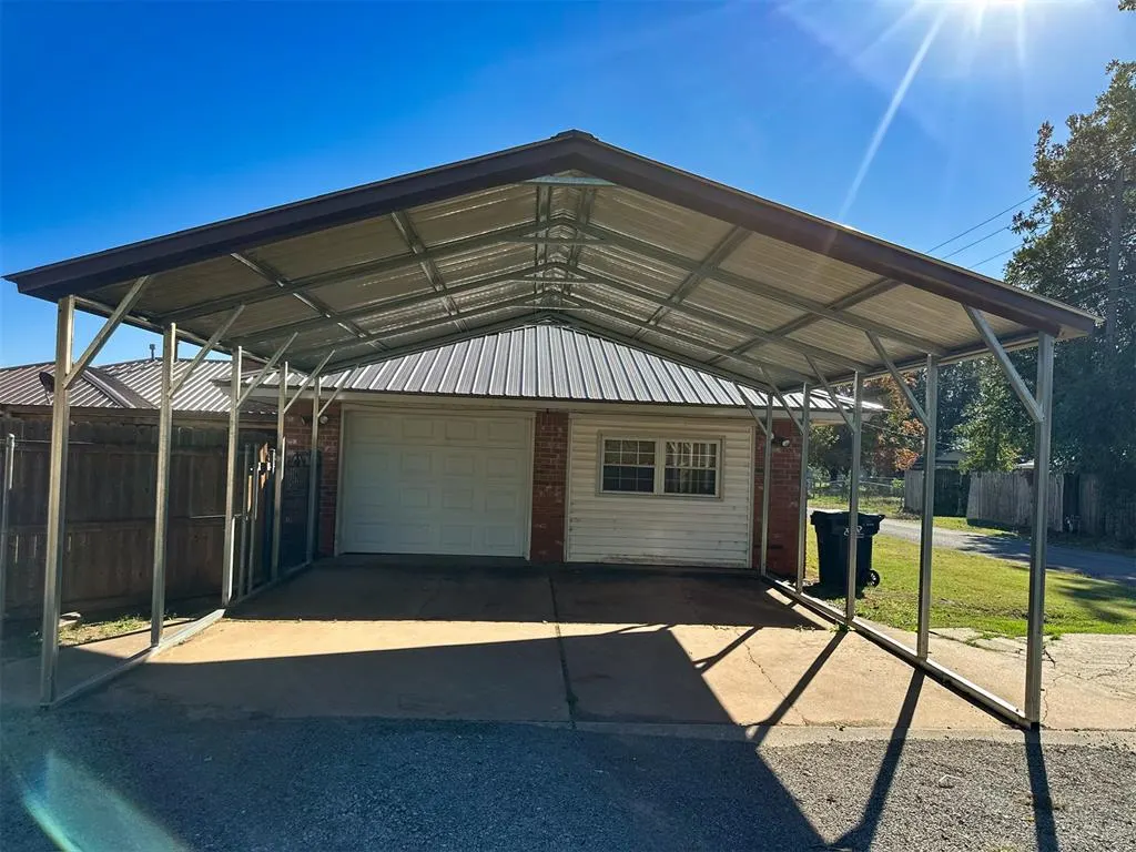 Photo 28 — 807 W Colorado Avenue, Anadarko, OK 73005