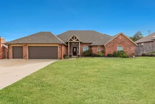 Sold home at 11500 Sheffield Street