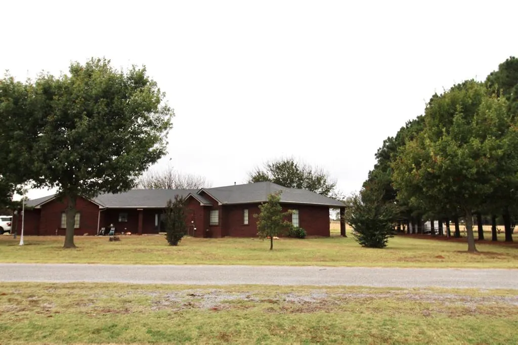 Photo 18 — 131 W Cool Springs Road, Rush Springs, OK 73082