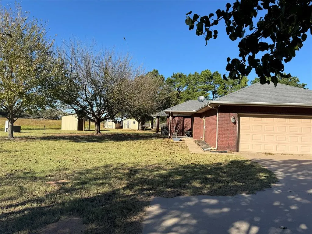 Photo 26 — 131 W Cool Springs Road, Rush Springs, OK 73082