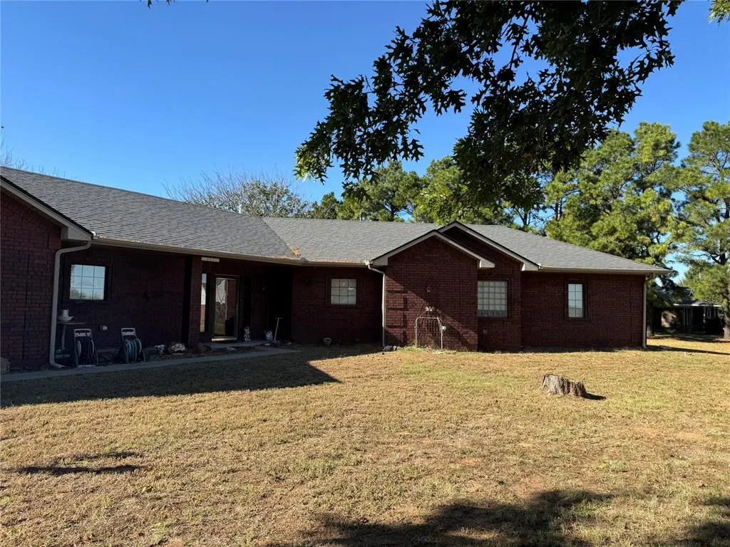 Photo 34 — 131 W Cool Springs Road, Rush Springs, OK 73082