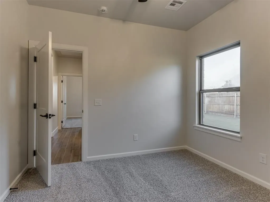 Photo 33 — 10504 SW 50th Street, Mustang, OK 73064