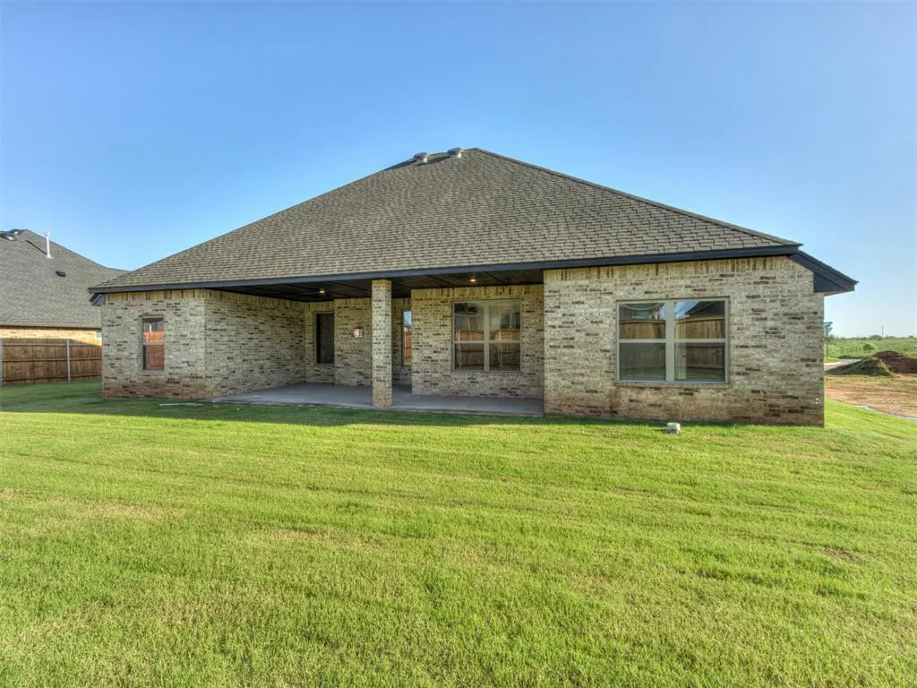 Photo 38 — 10504 SW 50th Street, Mustang, OK 73064