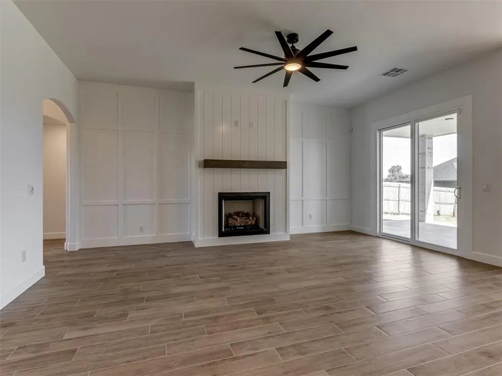 Photo 6 — 10441 SW 51st Street, Mustang, OK 73064