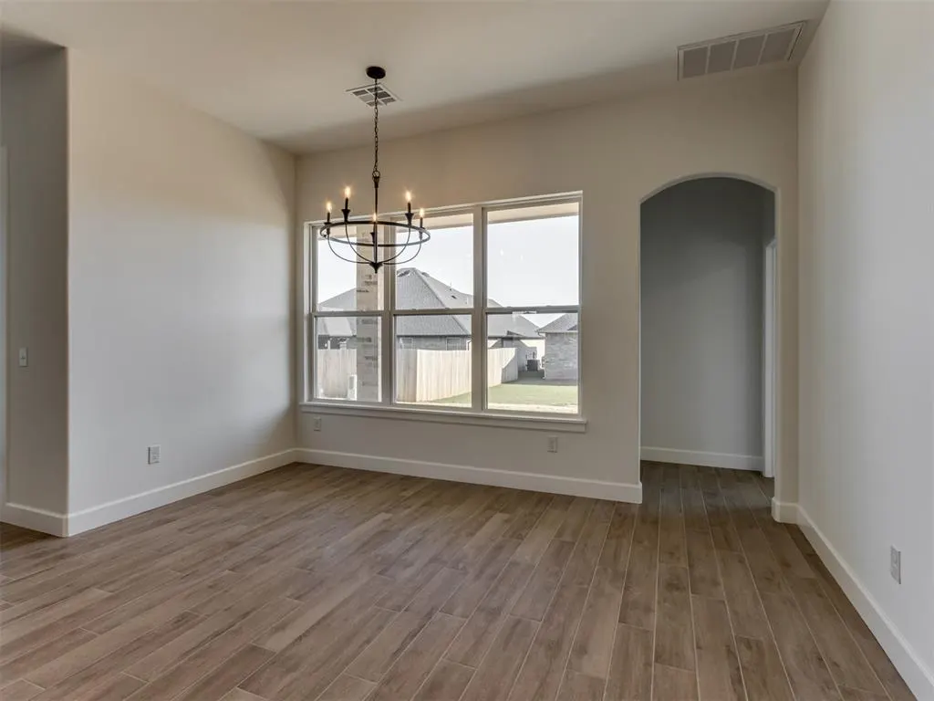 Photo 15 — 10441 SW 51st Street, Mustang, OK 73064