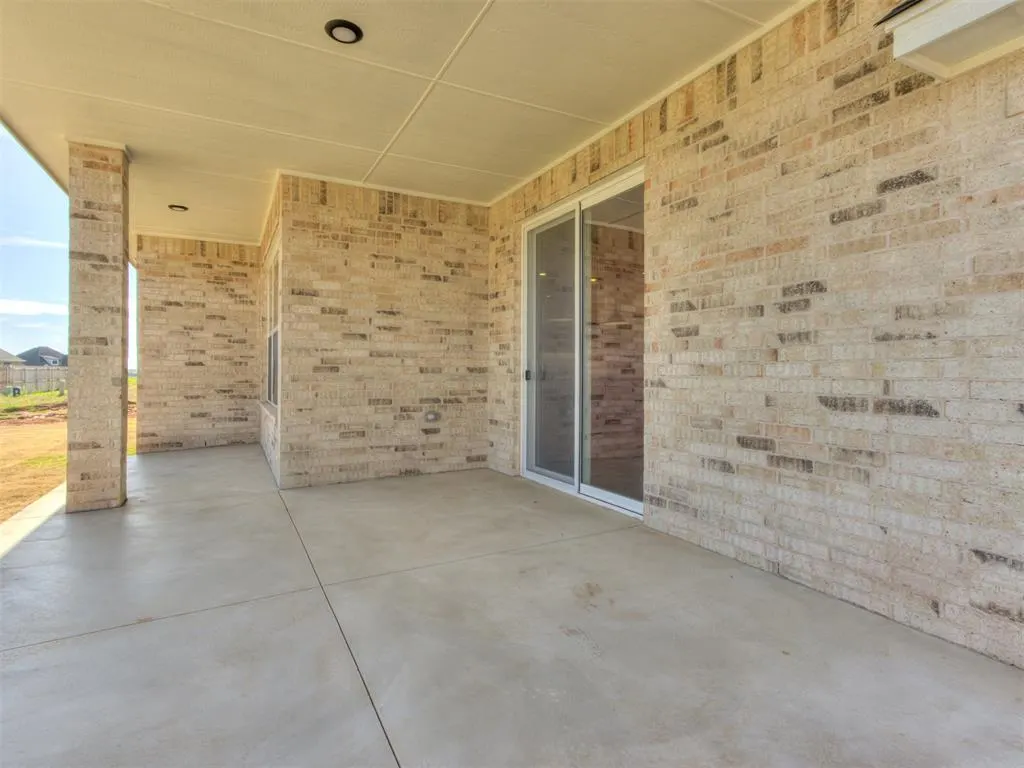 Photo 35 — 10441 SW 51st Street, Mustang, OK 73064
