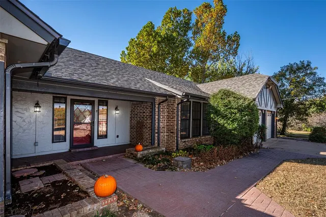 Photo 2 — 8420 NE 125th Street, Jones, OK 73049