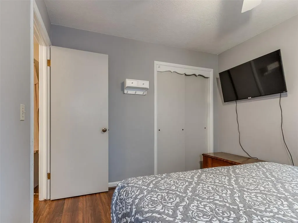 Photo 18 — 4437 NW 11th Terrace, Oklahoma City, OK 73107