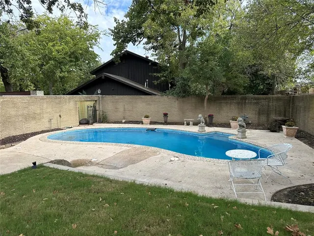 Photo 6 — 8028 Golden Oaks Road, Oklahoma City, OK 73127