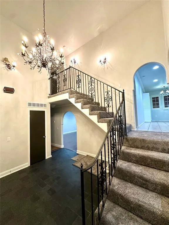 Photo 13 — 8028 Golden Oaks Road, Oklahoma City, OK 73127