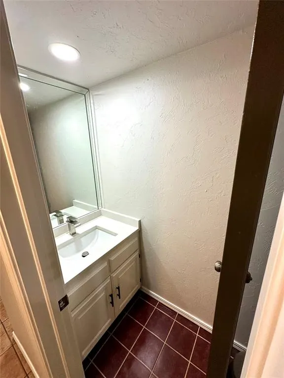 Photo 24 — 8028 Golden Oaks Road, Oklahoma City, OK 73127