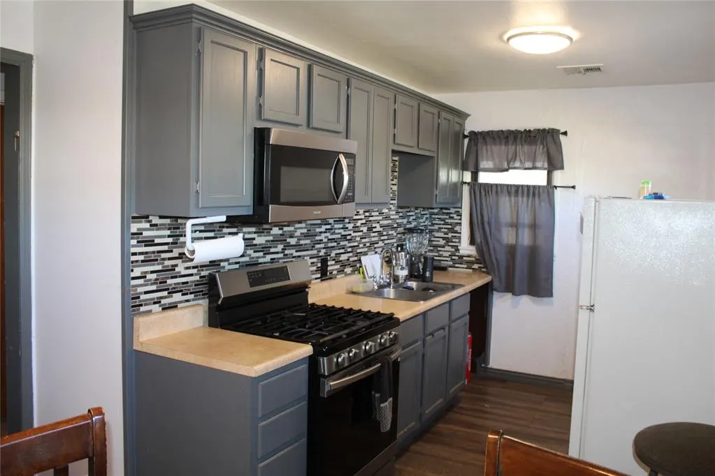 Photo 4 — 2932 SW 51st Street, Oklahoma City, OK 73119
