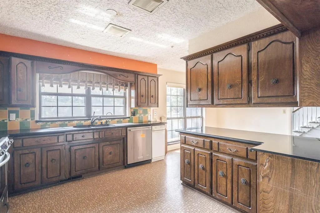 Photo 8 — 2824 Nichols Road, Chickasha, OK 73018