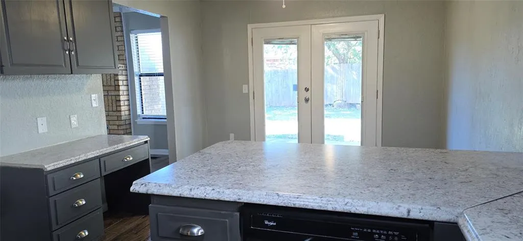 Photo 12 — 7307 Edenborough Drive, Oklahoma City, OK 73132