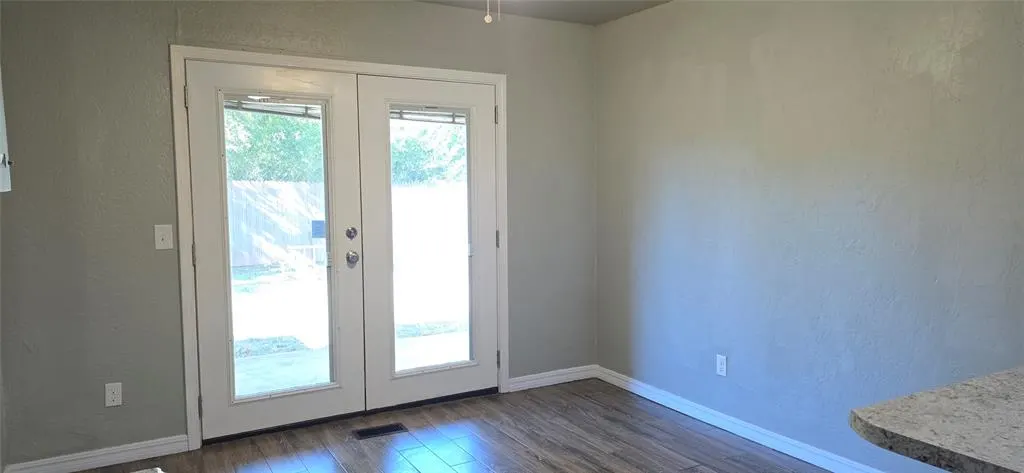 Photo 13 — 7307 Edenborough Drive, Oklahoma City, OK 73132