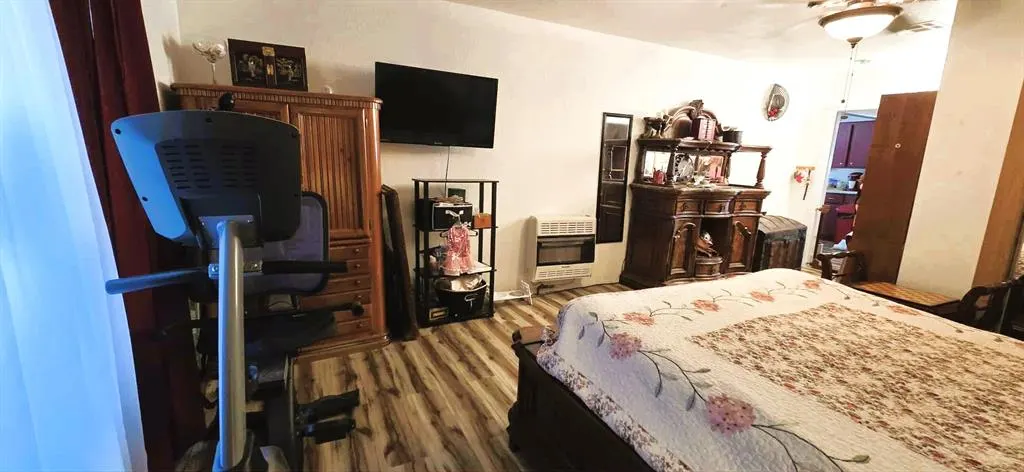 Photo 19 — 903 E Adams, Holdenville, OK 74848