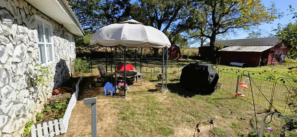 Photo 37 — 903 E Adams, Holdenville, OK 74848