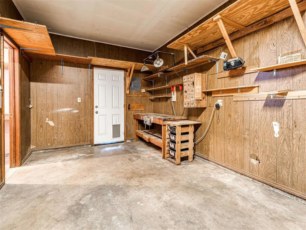 Photo 37 — 1303 S 10th Street, Kingfisher, OK 73750