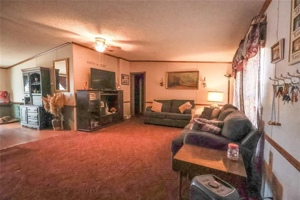 Photo 11 — 40326 Romulus Road, Macomb, OK 74852