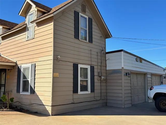 Photo 2 — 1709 W Broadway Avenue, Elk City, OK 73644