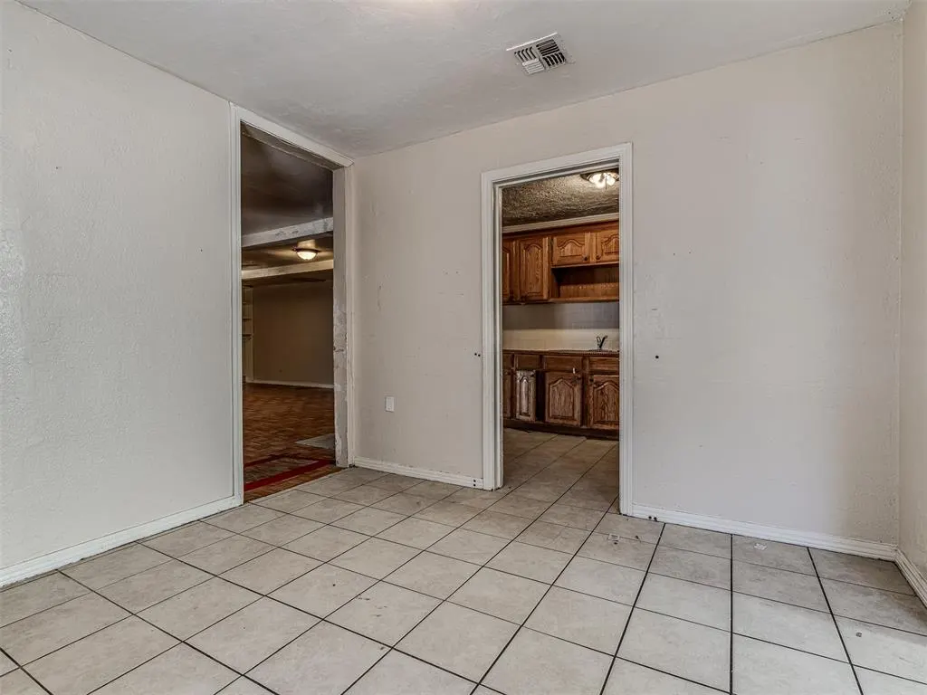 Photo 14 — 2213 NE 18th Street, Oklahoma City, OK 73111