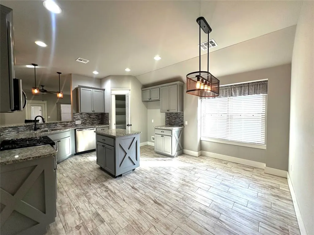 Photo 9 — 4513 Churchill, Shawnee, OK 74804