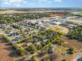 Sold home at 620 S Dean Drive