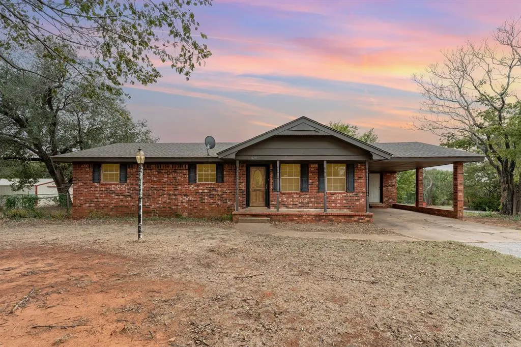 Photo 2 — 620 S Dean Drive, Washington, OK 73093