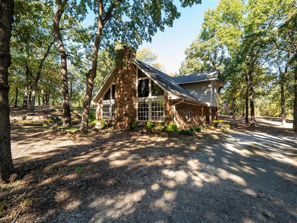 Photo 2 — 17 Rustic Oaks Drive, Shawnee, OK 74804